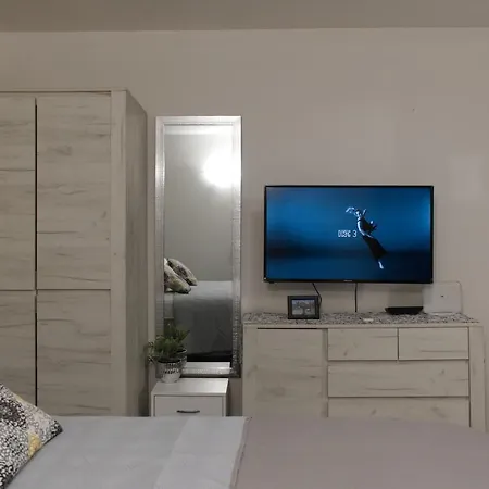 Toniko Apartman