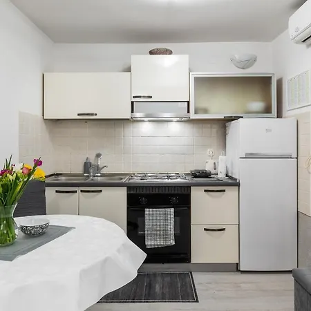 Toniko Apartman *