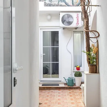 Toniko Apartman