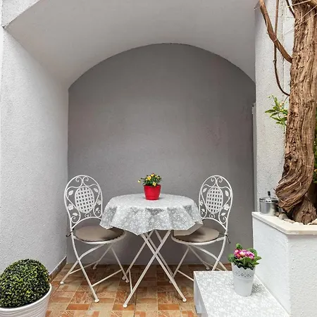 Toniko Apartamento *