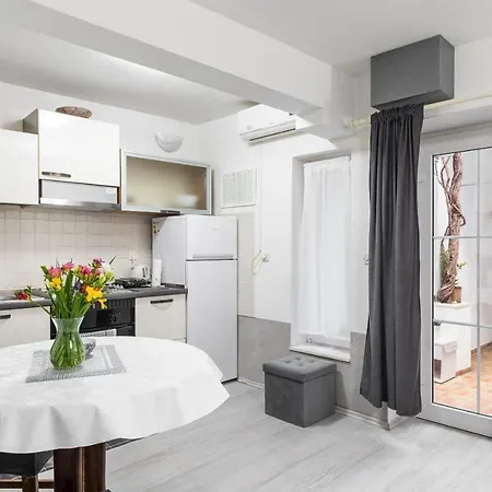 Toniko Apartman